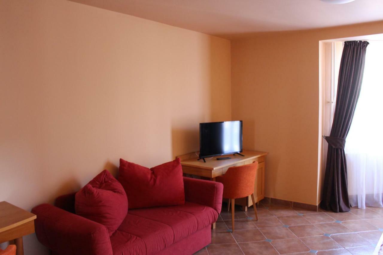 Rooms Cristian Deva Ngoại thất bức ảnh
