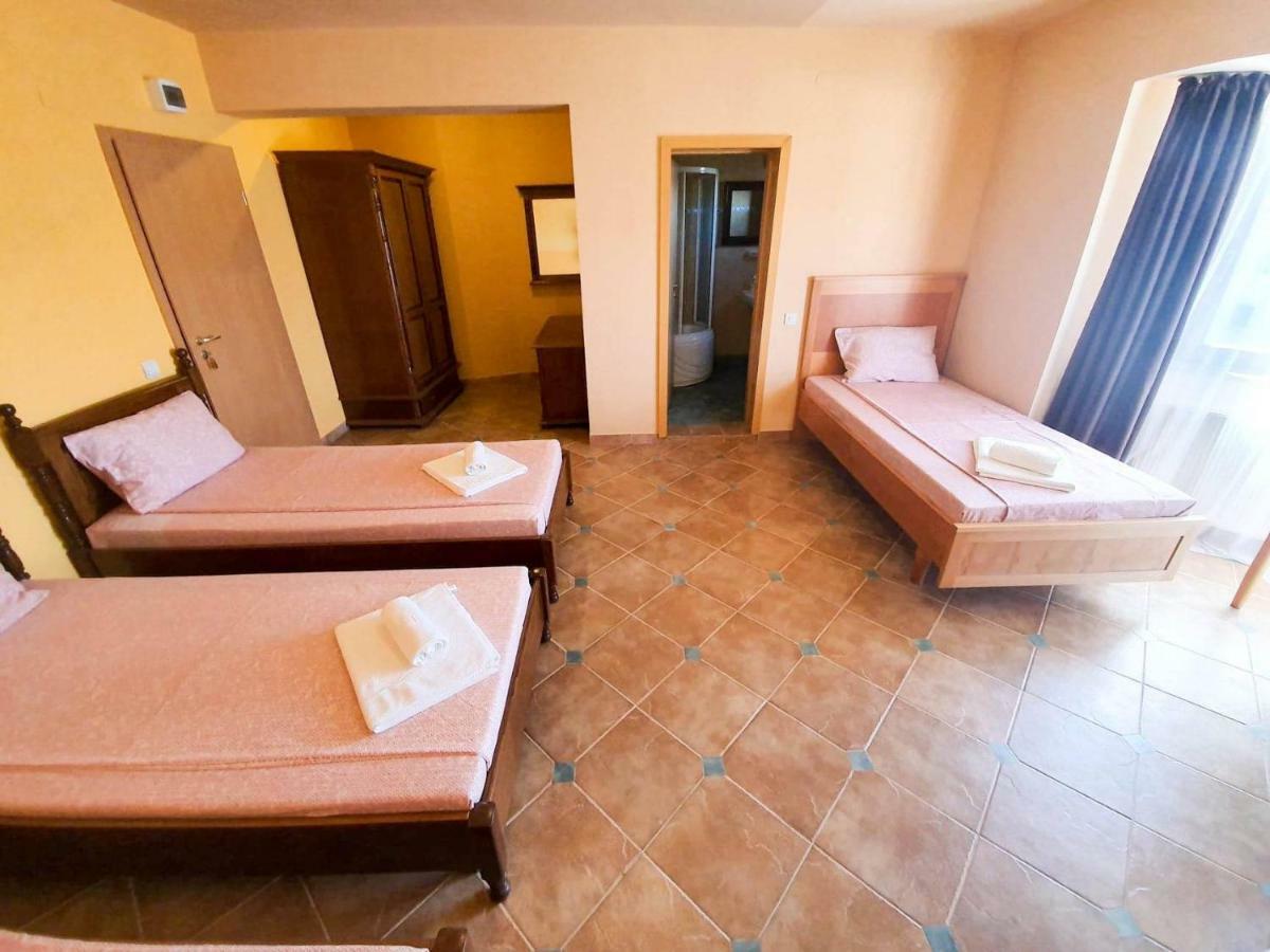 Rooms Cristian Deva Ngoại thất bức ảnh