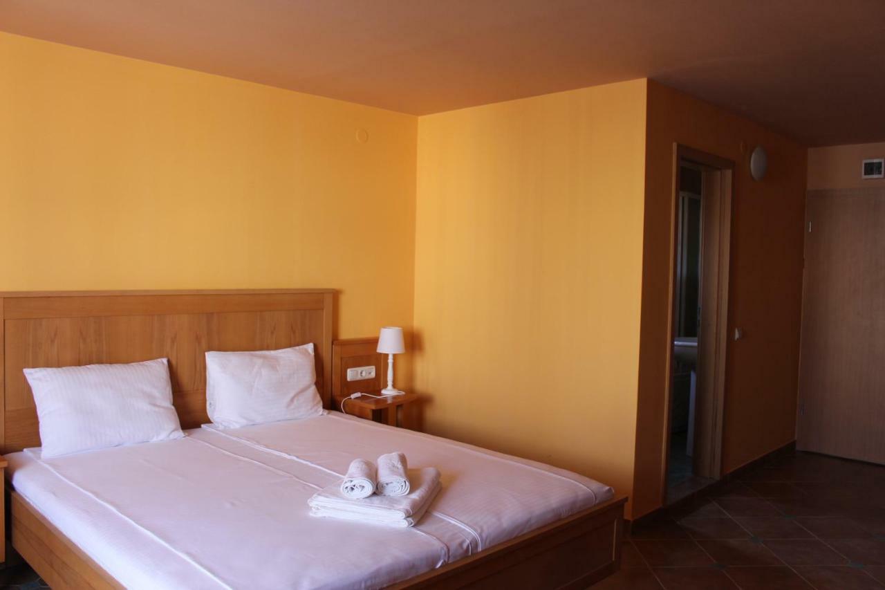 Rooms Cristian Deva Ngoại thất bức ảnh